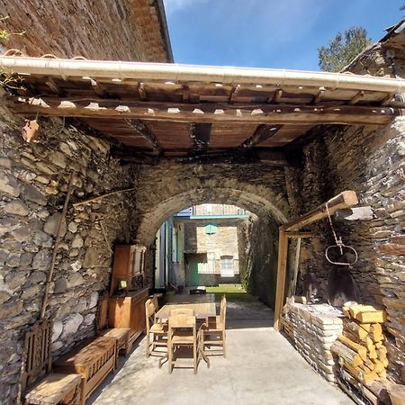 Gite Et Jardin En Bord De Riviere Saumane Εξωτερικό φωτογραφία