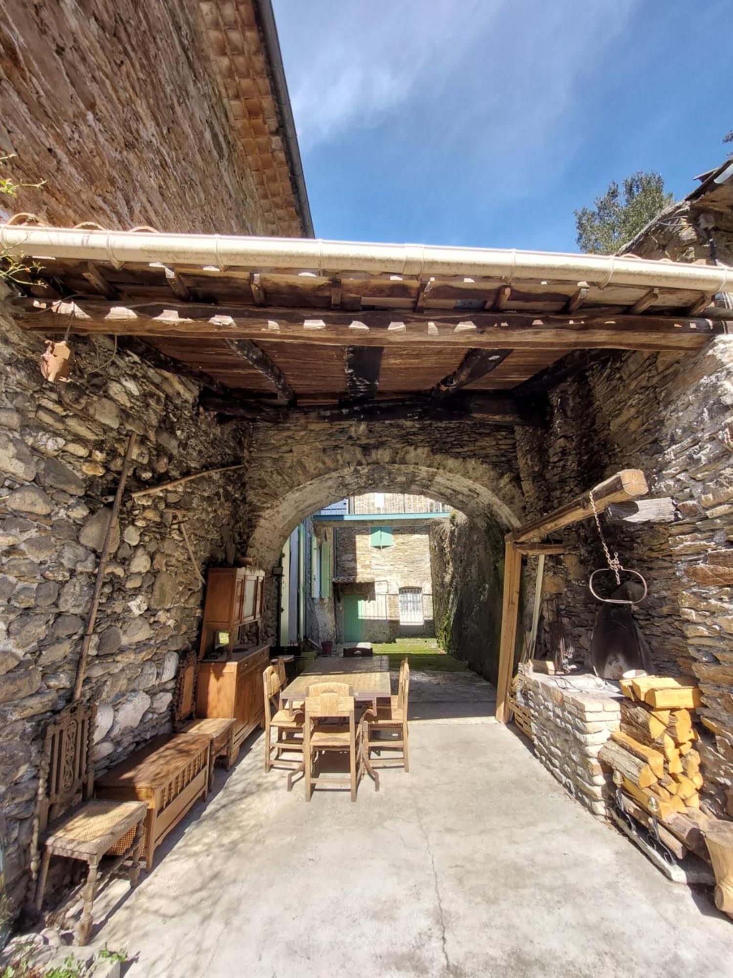 Gite Et Jardin En Bord De Riviere Saumane Εξωτερικό φωτογραφία